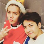 [드루와] 갓세븐 <b>잭슨</b> 인스타에 올라온 엑소 전멤버 루한.jpg