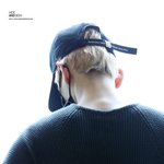 [백현] 넓은등을가진<b>그런남자</b>?