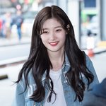 <b>화사</b>한 분위기를 가진 女돌들