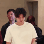 공유 어제 어깨 폭발하기 일보직전<b>gif</b>