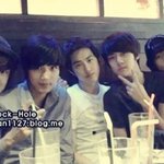 [EXO] 대비되는 엑소와 똥백<b>혐의</b> 과거