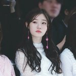 <b>정채연</b> 눈동자 큰편이지?