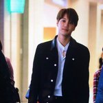 [카이] 카이 그렇게 멋있으면 어케<b>해요</b>