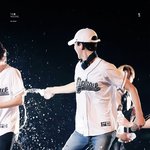 [EXO] 후니 <b>물뿌리</b>지요