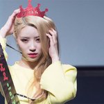 눈빛 하나로 <b>제압</b>하는 女돌