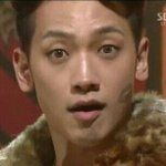 쌍액 ㄹㅇ초본데 하다가 <b>본드</b>에 눈썹붙음