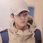 [시우민] 시우민 이 <b>사진</b> 원본 좀 구할 수 있을까요?