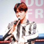 [EXO] 김준면 다리 <b>개</b>얇아