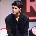 [EXO] <b>이사진</b> 뭔가 뼈를 잘깎아논것같아