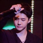 [EXO] <b>플뷰</b>
