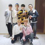 [<b>NCT마크</b>] 오늘자 <b>마크</b> 청청