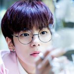 흔한 듯 흔하지 않은 훈남 남<b>돌</b>