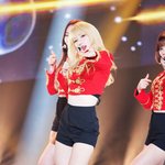 <b>혼</b><b>밥</b>할줄 몰라서 화장실에서 먹는다..