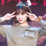 <b>은하</b> 앞머리 호불호 갈리는중