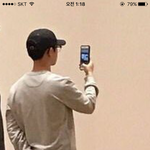 [EXO] 경수 <b>어른</b>폰칠 맽블랙 아니었음??