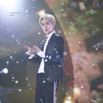 [EXO] <b>저</b> 흰 콘섵 <b>옷</b>이랑 이런거 별로임