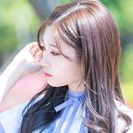 봄 <b>햇살</b> 닮은 사랑스러운 女돌