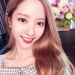 흑발이 신의 한수인  걸그룹 멤버 셀카