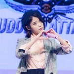 얼굴이 <b>반쪽</b>이 된 여돌