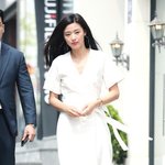 바람마저 도와주는 전지현