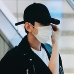 [백현] 백현이 <b>LA</b>입국~ ㅎㅇㅌ⭐