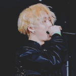 [아이콘] 근데 돔투어하면서 <b>한국활동</b> 많이 가능하냐..?