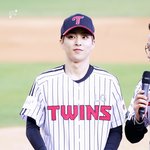 [시우민] <b>엘린</b>이 시우민 사진  추가로 뜸