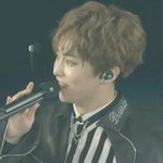 [EXO] ㅊㅊㅉ 인이어 만뚜넷 서포트 <b>물건</b>이래