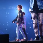 [시우민] <b>무대위</b>의 시우민은...