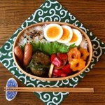 알록달록 <b>색감</b>이 화려한 도시락