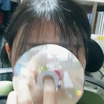 나 <b>CD</b>로 얼굴 가려봄ㅣㅣㅣㅣㄱㅋㅋㅋㅋ