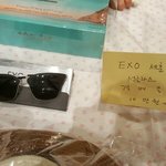 [세훈] 후니 여영모 <b>플리마켓</b>에 기부한 선글라스