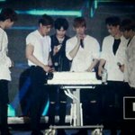 [EXO] 야 진짜 <b>요즘</b>느끼는건데