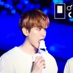 [EXO] 나 지금 변백현 너무 이뻐서 심장<b>아파</b>,,,