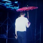 [EXO] 김종인 <b>우산</b> 뭐임ㅋㅋㅋㅋ