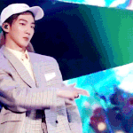 [위너] 오늘자 승후니 아빠 <b>양복</b>