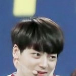 [프듀2] 헐 김태우 부모님이 <b>물티슈</b> 나눠주셨어