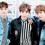 [시우민] modelpress 시우민!!