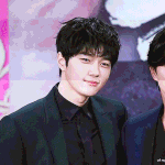 [인피니트] <b>여친</b> 쳐다보는 <b>남친</b> 눈빛ㅎㅎ