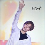 [시우민] 나를 보며 인사하는 민석<b>선배</b>