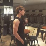 [BTOB] 응가쓰 <b>팔뚝</b>