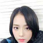 블핑 지수가 직접 올린 최근 셀카들