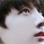 [방탄소년단] 정국이냐 석<b>진이</b>냐로 팬톡에서 말 많았던 사진