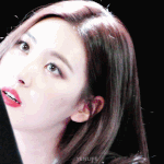 나 오늘 모르는 선배한테 잘생겼다 <b>칭찬</b>받음