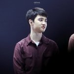 [경수] 이런 <b>와인색</b>도 이렇게나 잘 받넹