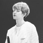 [백현] 우리 백현이 승천할 기세 ~ㅠ