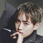 [EXO] 첫짤은 내 <b>현</b>배경