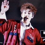 [EXO] 민석이 반다나<b>한거</b>