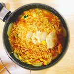 [EXO] 라면사진찍은사람 나야나 나야나