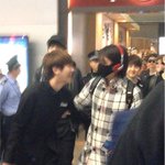 [EXO] 백현이<b>옆</b>에 <b>아저씨</b> 누구냐